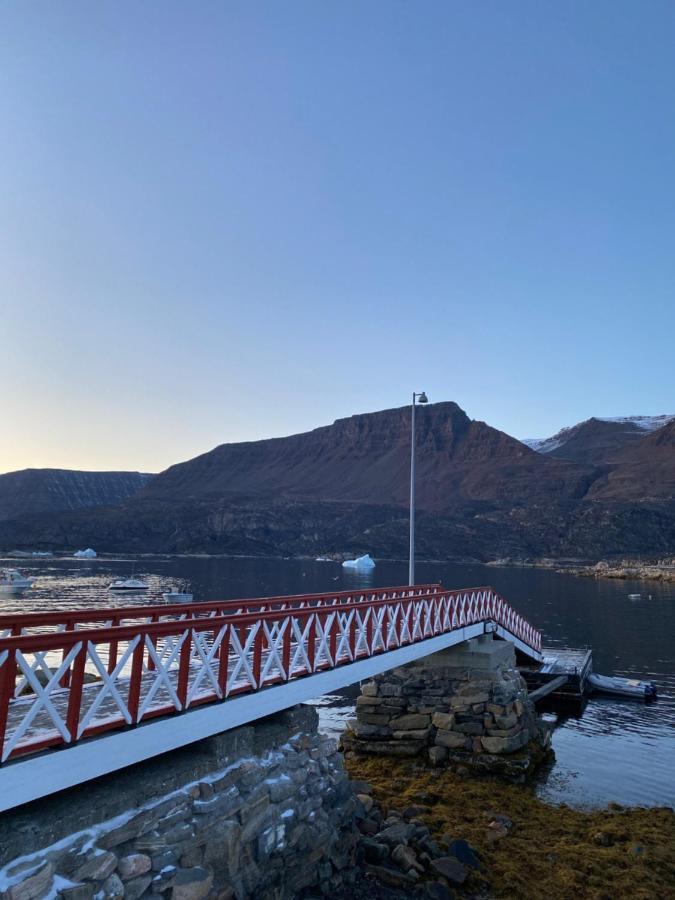 Hotel Disko Island Qeqertarsuaq Exteriör bild