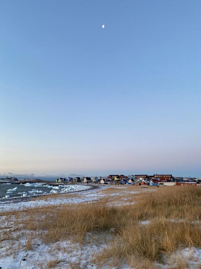 Hotel Disko Island Qeqertarsuaq Exteriör bild