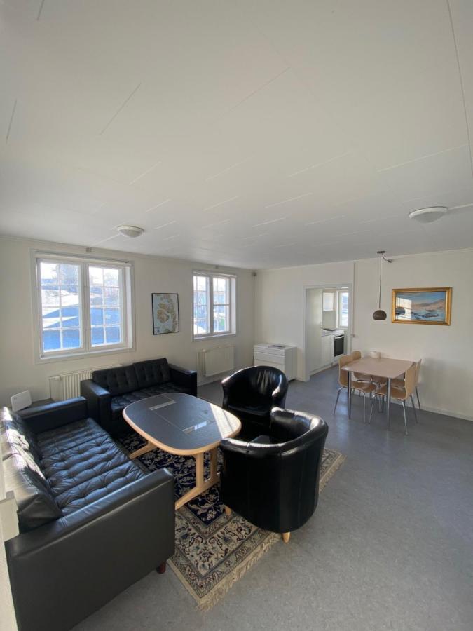 Hotel Disko Island Qeqertarsuaq Exteriör bild
