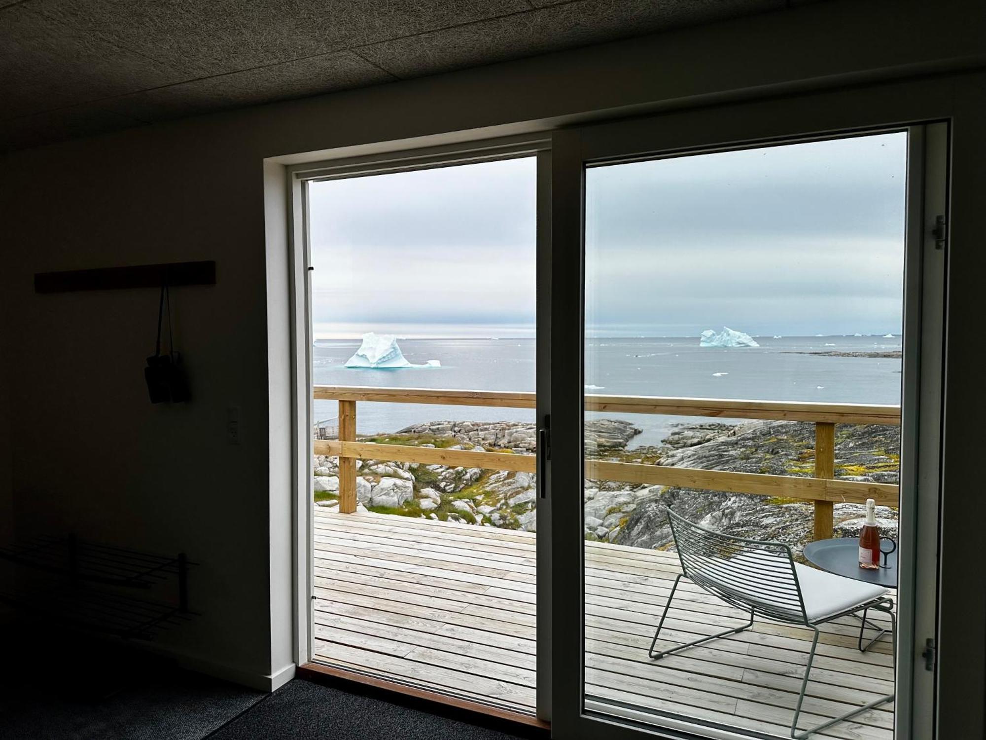 Hotel Disko Island Qeqertarsuaq Exteriör bild